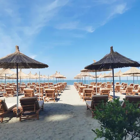 Luna Mare Durrës